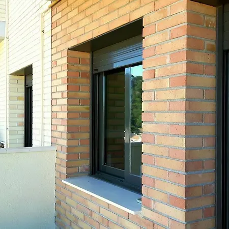 Apartamento En Con Piscina Y Parking 블랑스