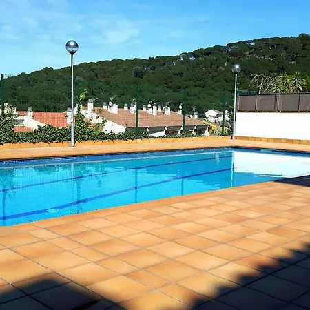 아파트 Apartamento En Con Piscina Y Parking